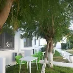 Break Rhodes