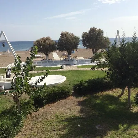 Beach Break Aparthotel 3*